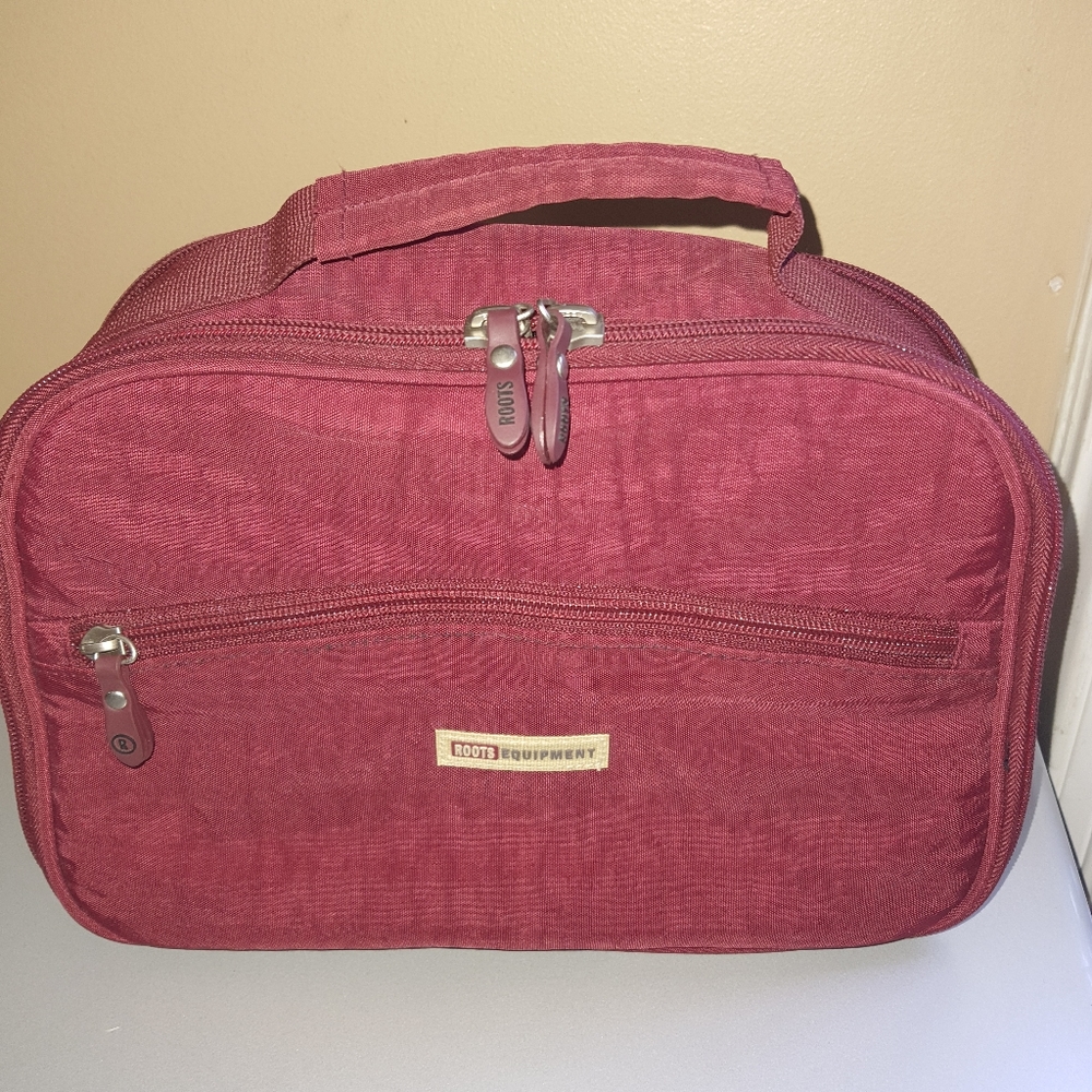 Roots Cosmetic/Beauty Case